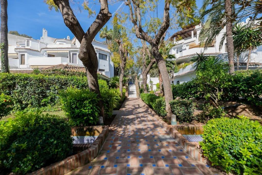 Beachfront * Marbella