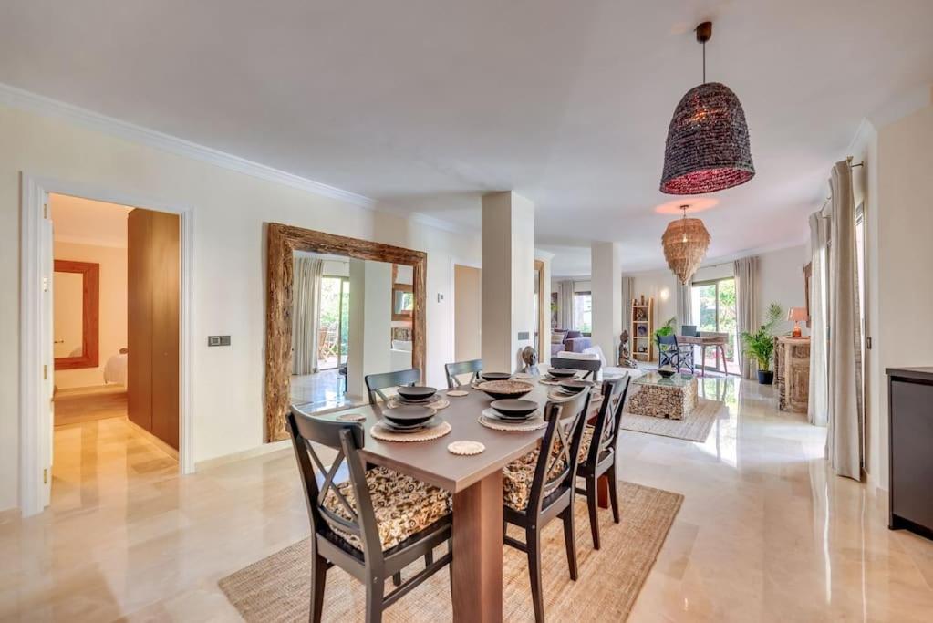 Beachfront Apartemen