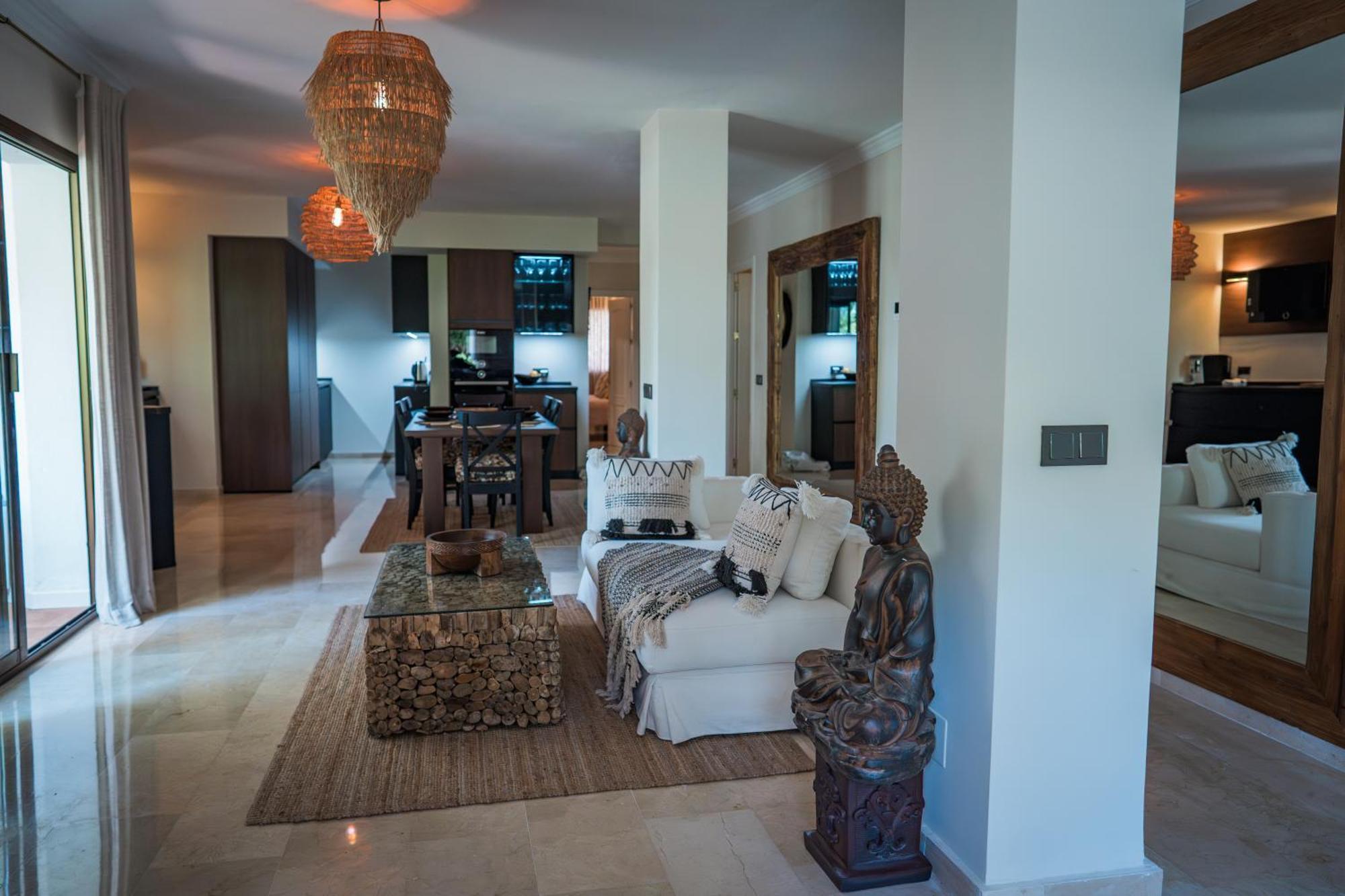 Beachfront Apartemen